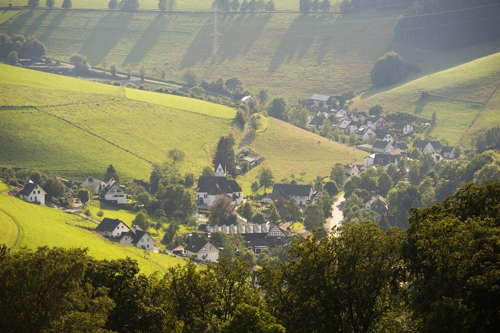 Gasthof Zur Post Schmallenberg Extérieur photo